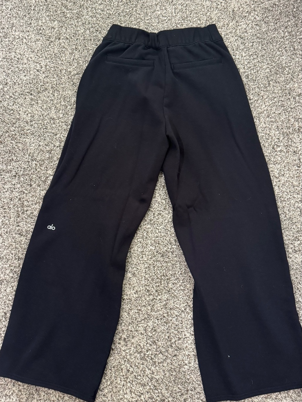 ALO Yoga High Waist Sweatpant Trouser • Black • Size Medium - Picture 3 of 5